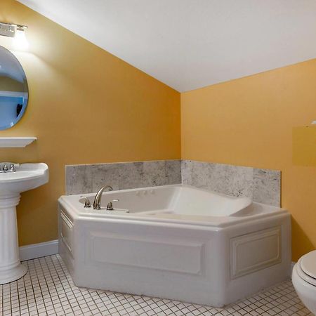 Essex Street Inn & Suites, Ascend Hotel Collection Newburyport Buitenkant foto