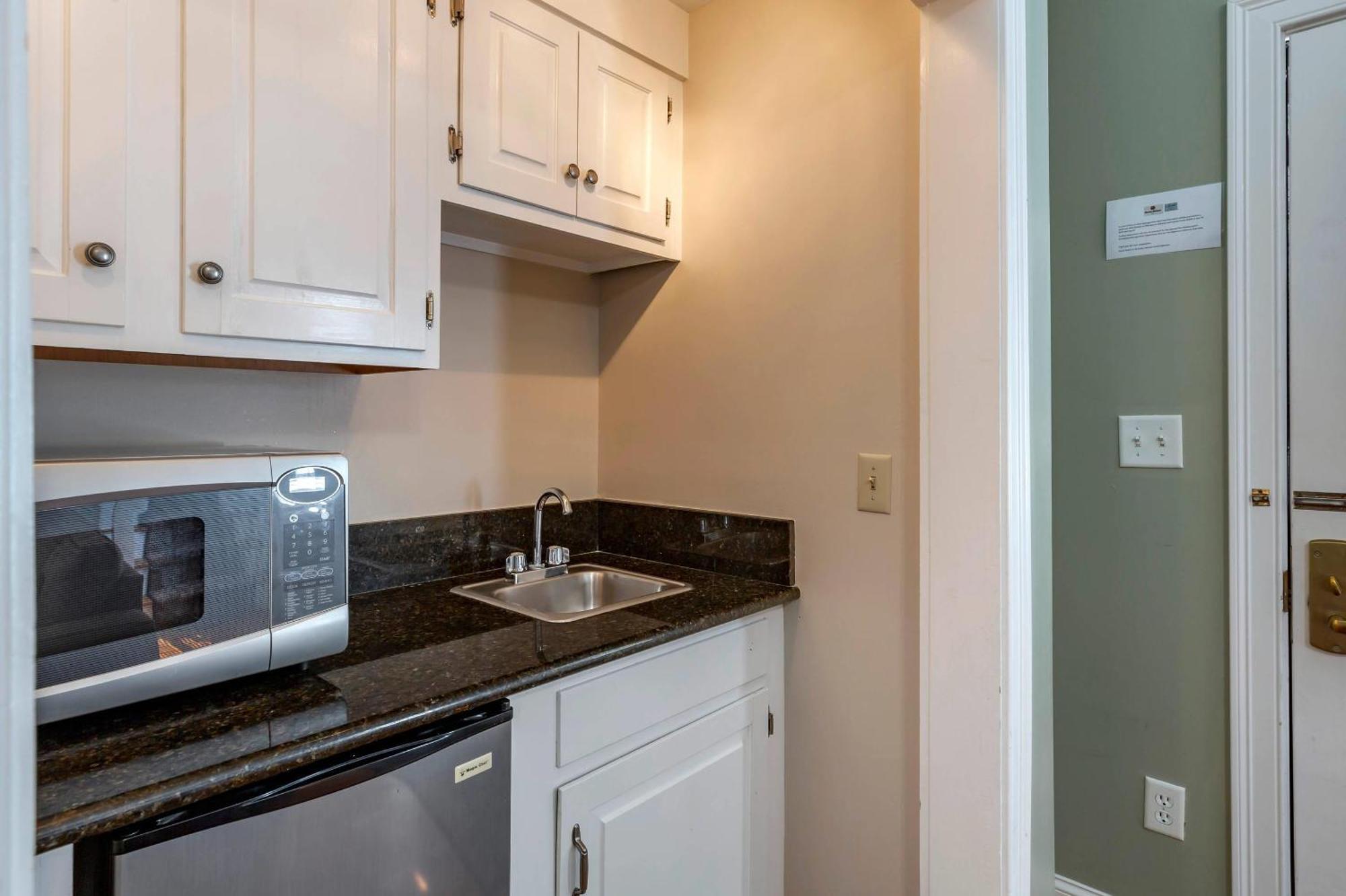 Essex Street Inn & Suites, Ascend Hotel Collection Newburyport Buitenkant foto